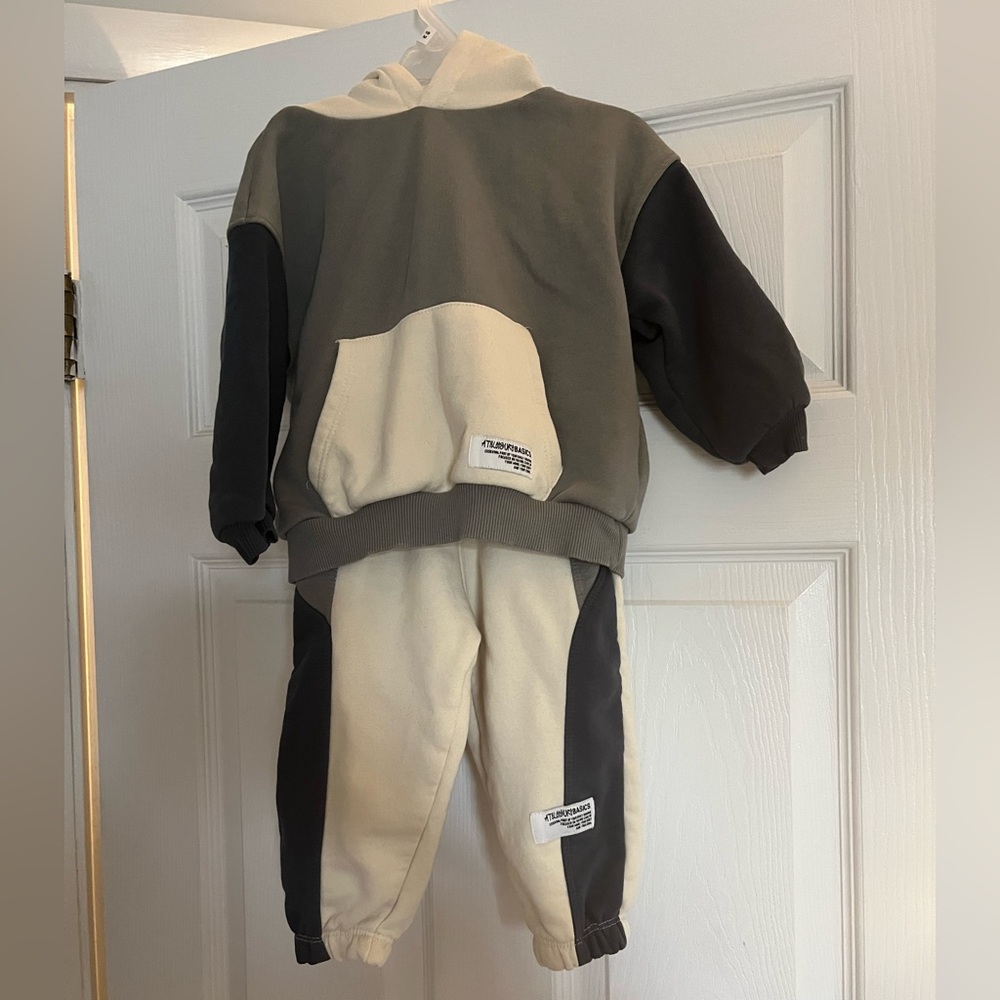 Zara Kids Two-Tone Tracksuit size 2